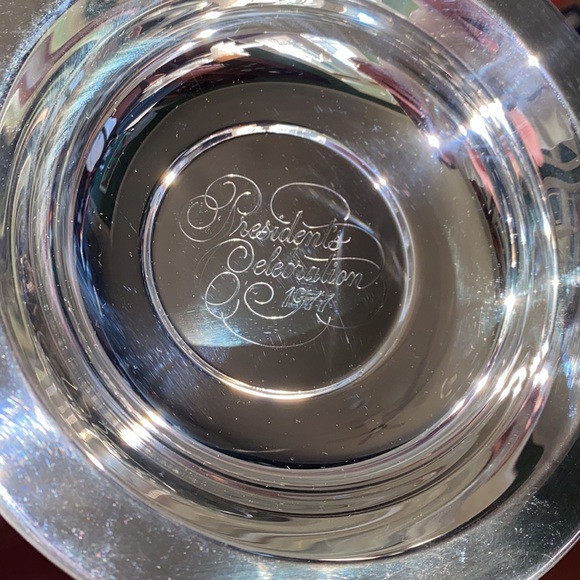 1977 Avon X F.B. Rogers Silver Co. Silver-Plated “President’s Celebration” Dish - Picture 1 of 8